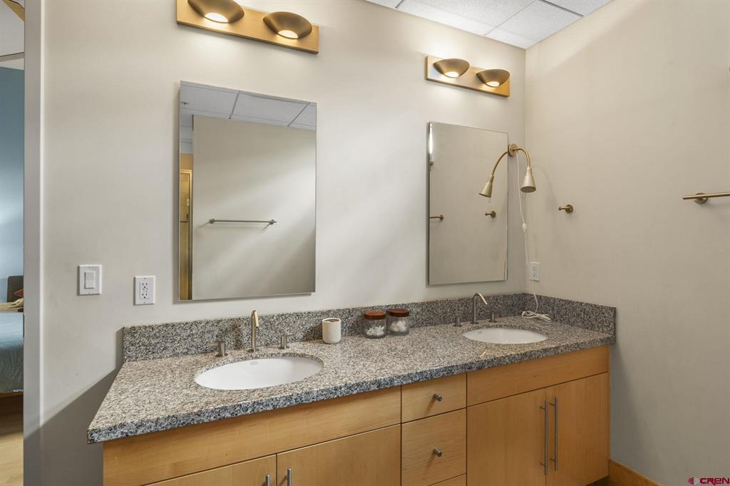 555 Rivergate Lane Property Photo 18