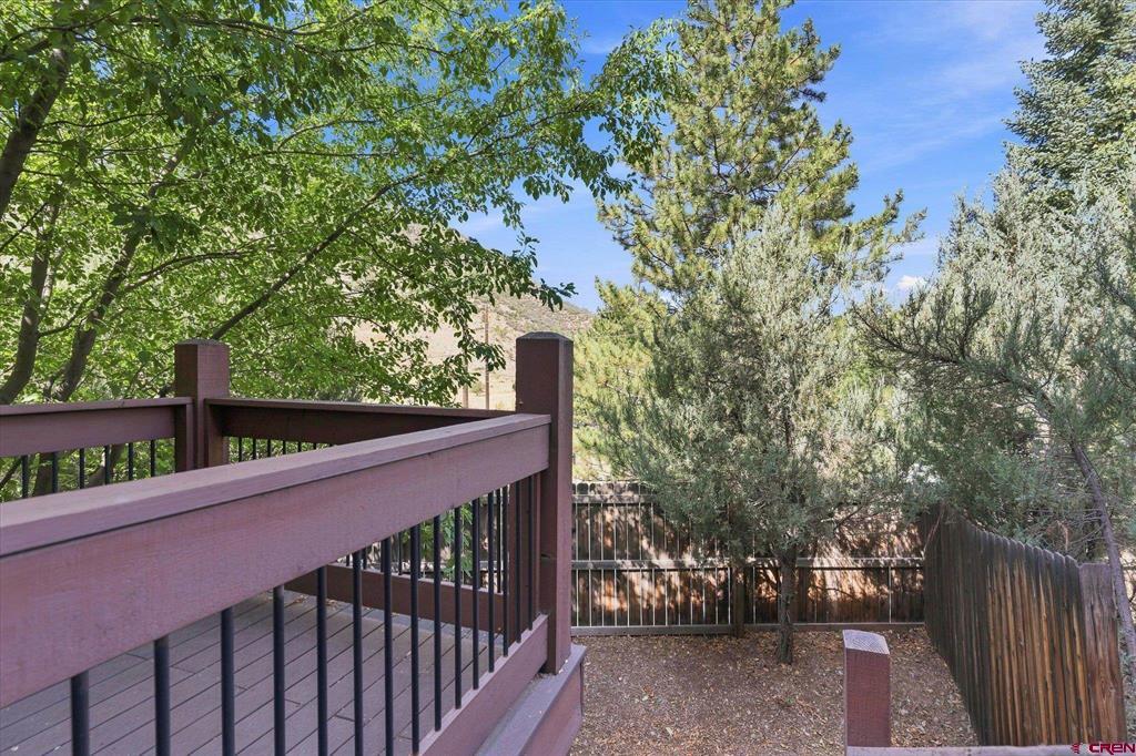 277 E 3rd Avenue Property Photo 27