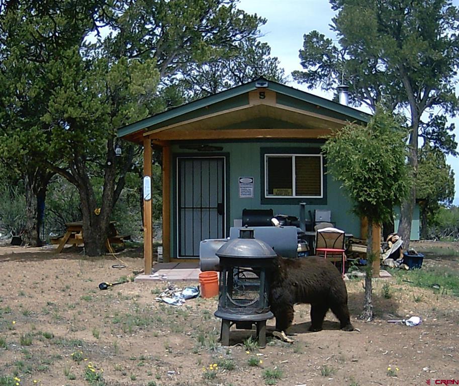 1050 Barnes Point Drive Property Photo 4
