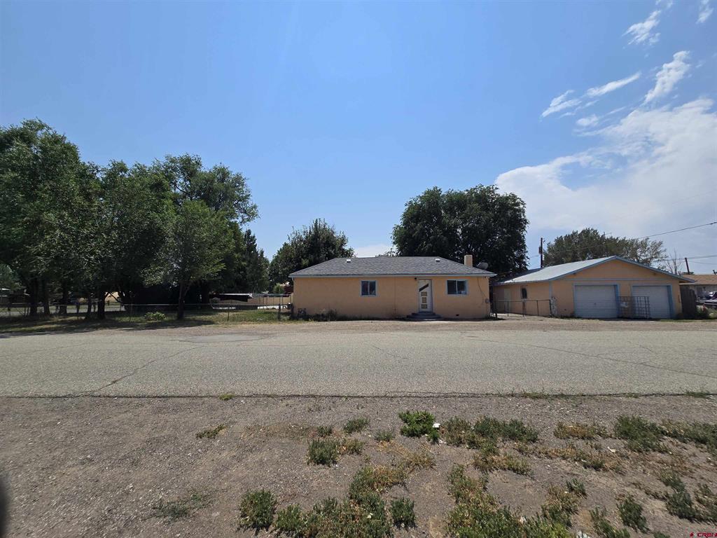 120 1st Street Property Photo 1