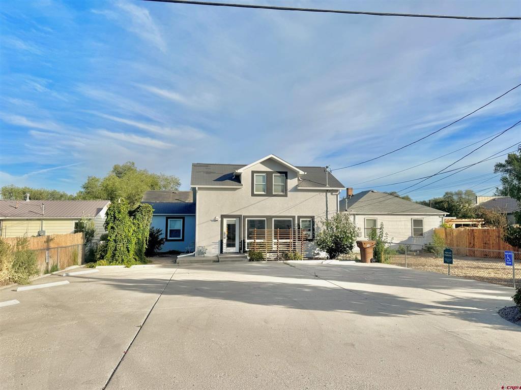 330 S 9th Street Property Photo 2
