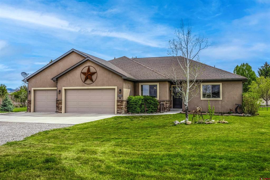 20990 Trophy Road Property Photo 2