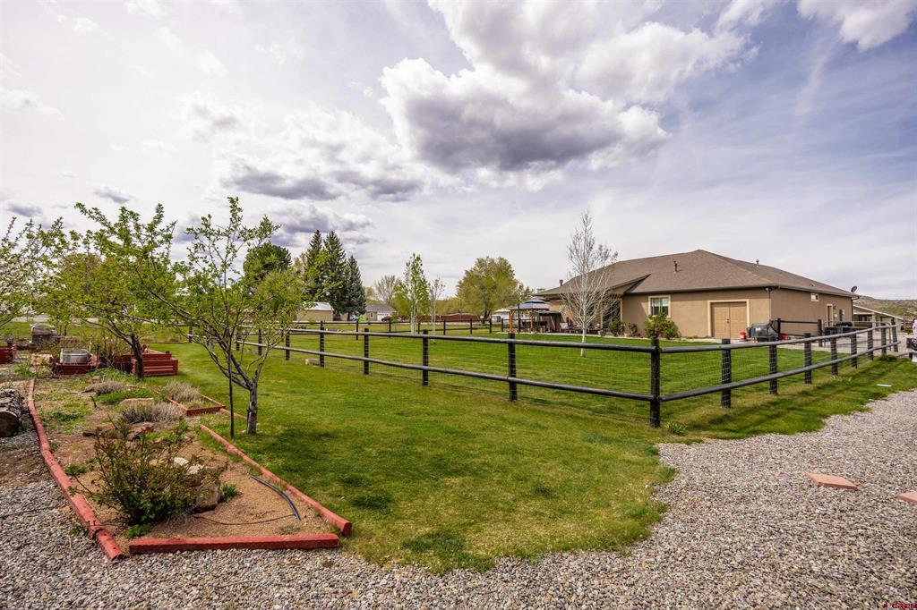 20990 Trophy Road Property Photo 20