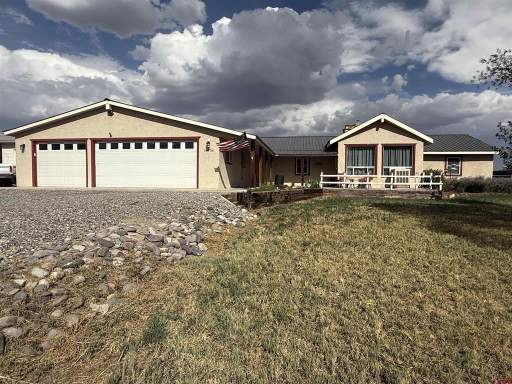 10706 Mesa View Drive Property Photo 8