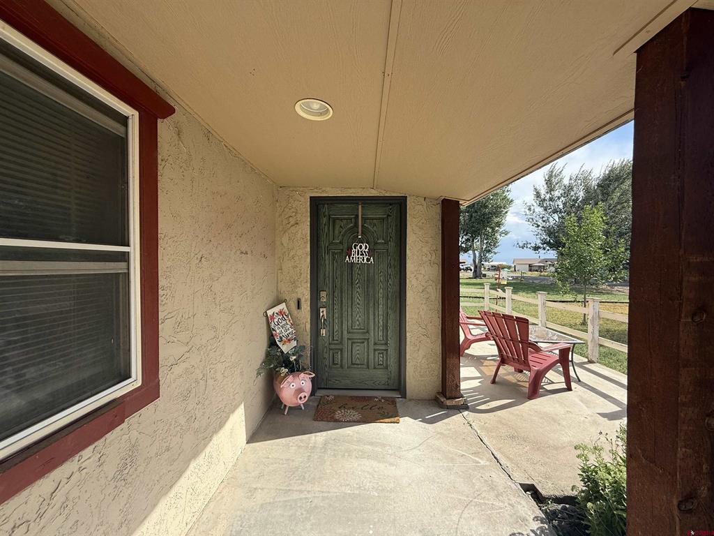 10706 Mesa View Drive Property Photo 9