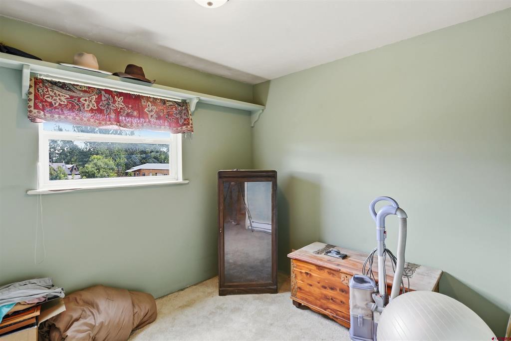 399 E Schroder Drive Property Photo 12