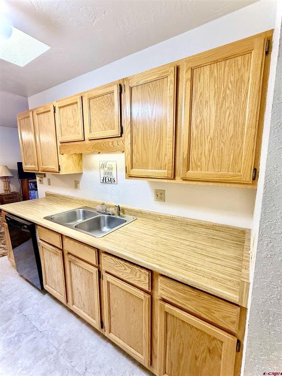 265 Se Greenwood Avenue Property Photo 8