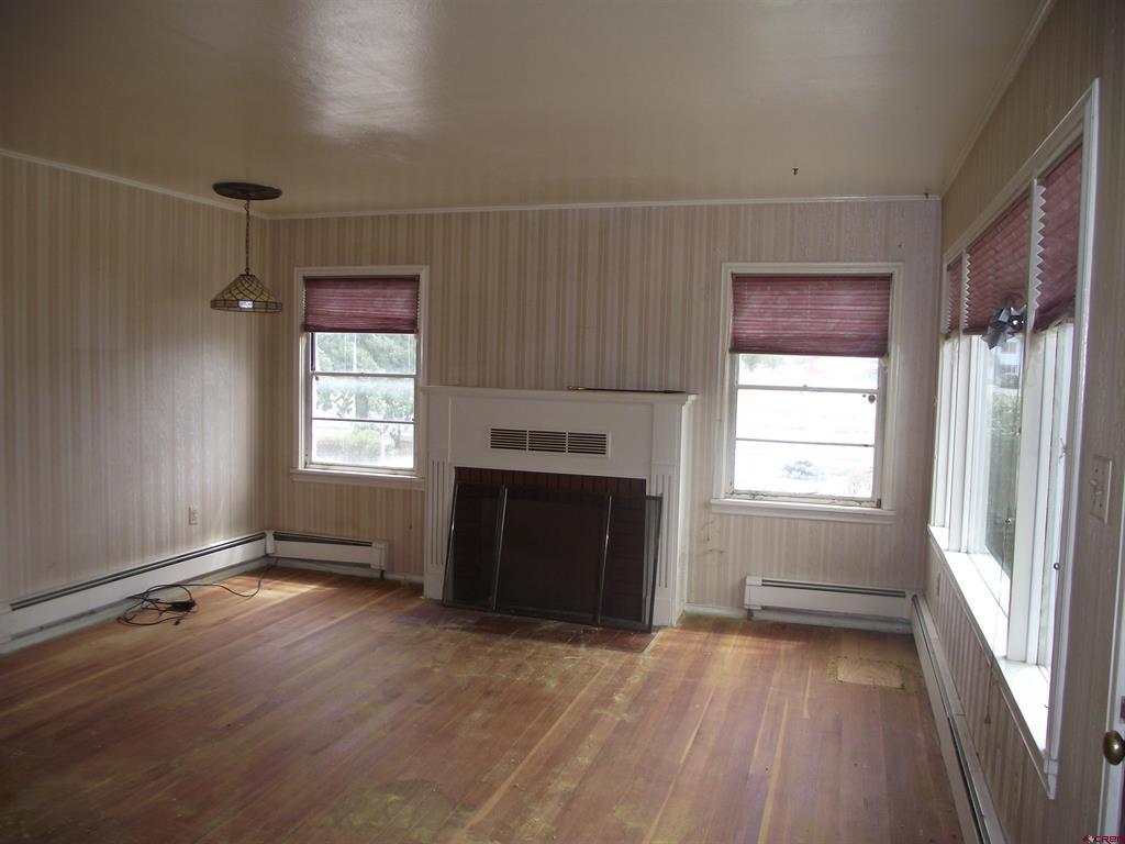 1081 E 13th Street Property Photo 18