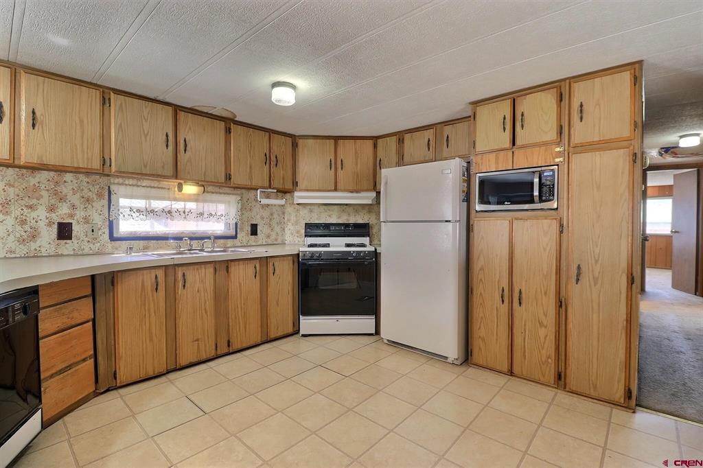 541 E Bridge Street Property Photo 6