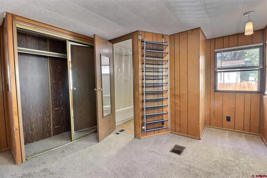541 E Bridge Street Property Photo 9
