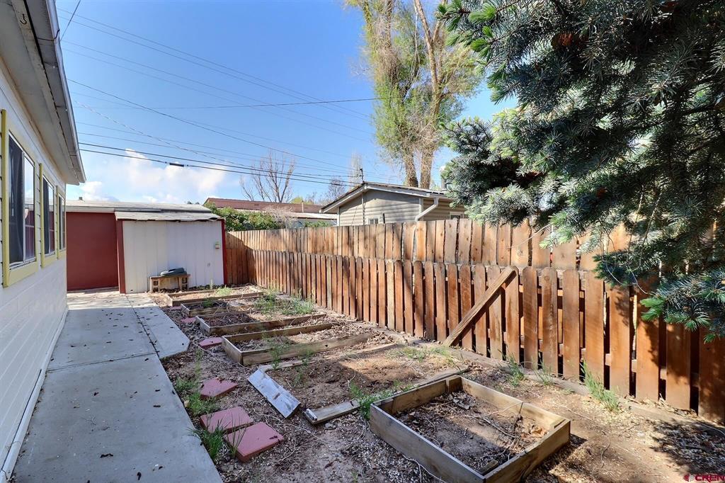 541 E Bridge Street Property Photo 20