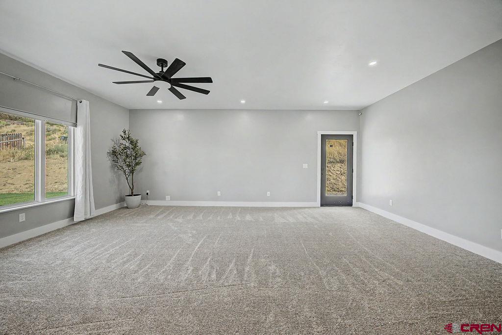 2900 Pine Ridge Drive Property Photo 20