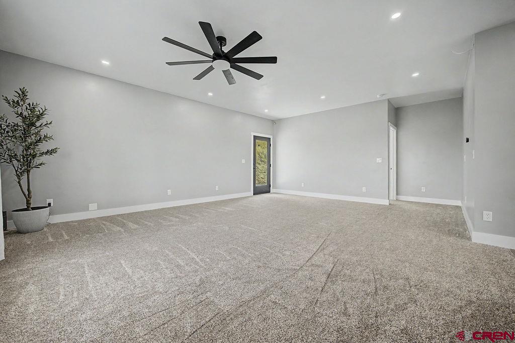 2900 Pine Ridge Drive Property Photo 23