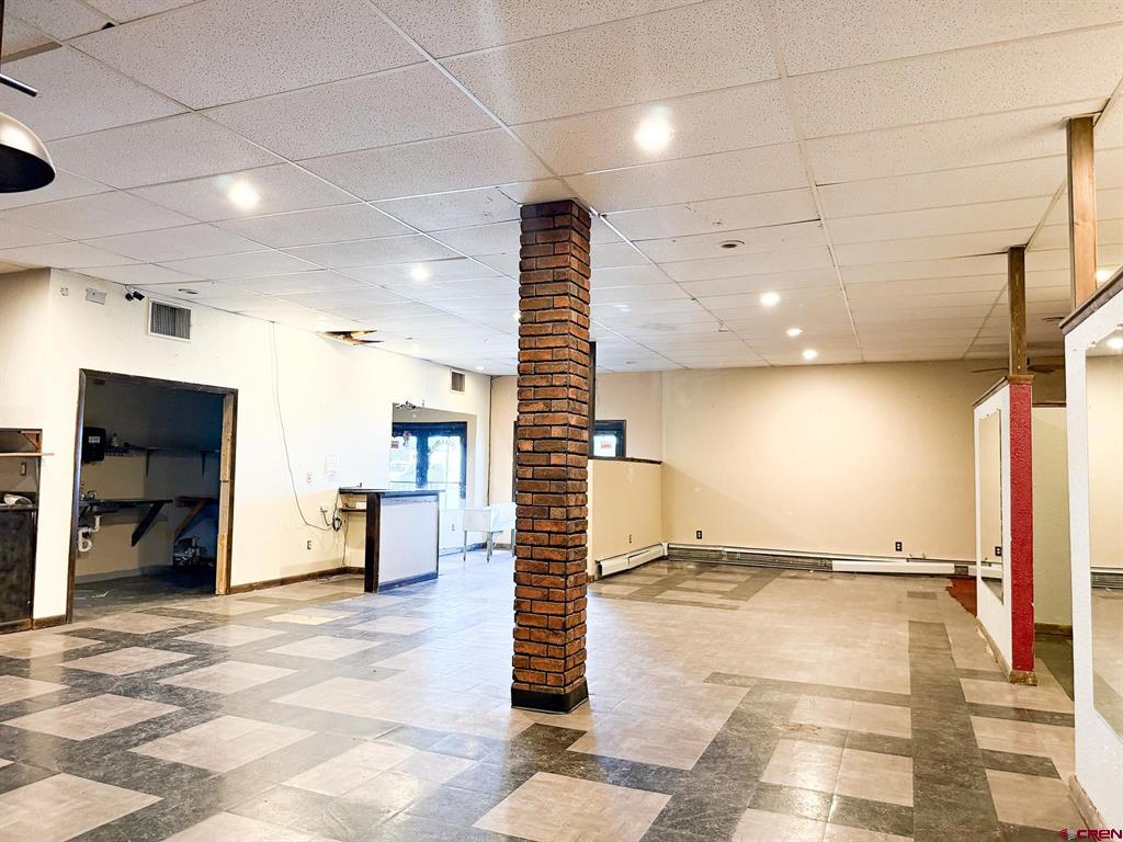 1210 8th Street Property Photo 2
