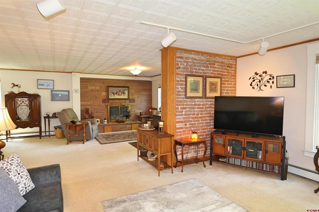 142 Davis Street Property Photo 7