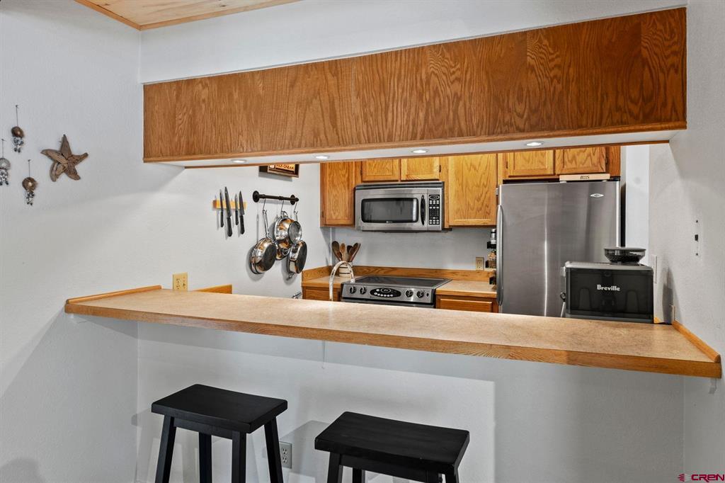 25 Emmons Road Property Photo 13