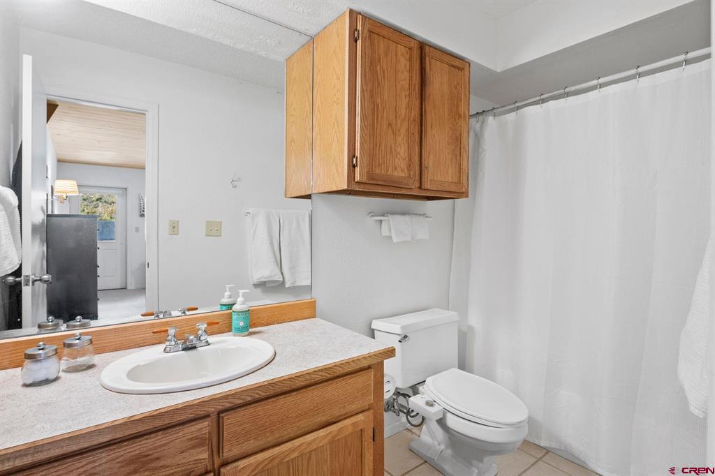 25 Emmons Road Property Photo 17