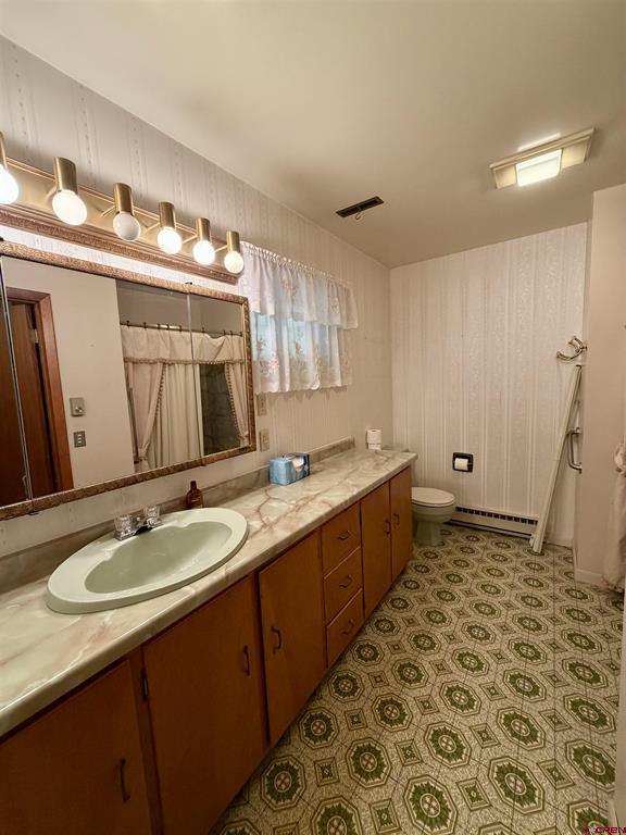 746 E 6th Street Property Photo 12
