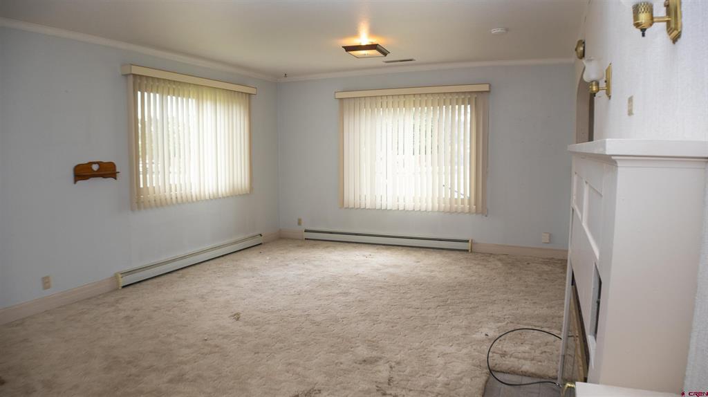 746 E 6th Street Property Photo 14