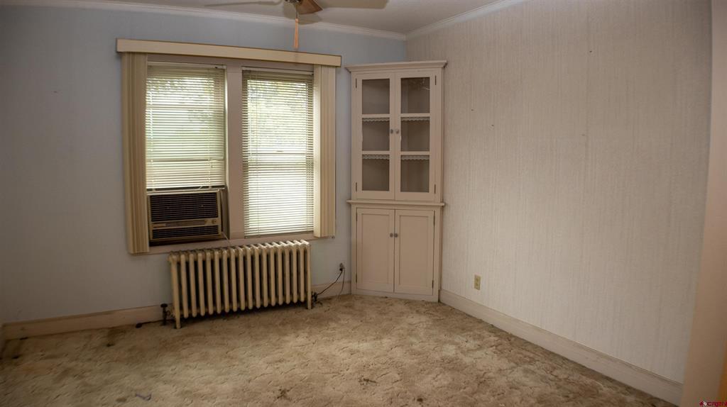 746 E 6th Street Property Photo 23