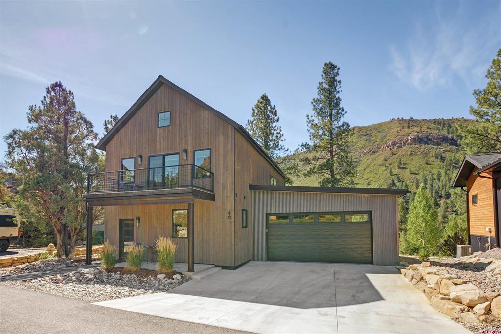 46 Larkspur Street Property Photo 1