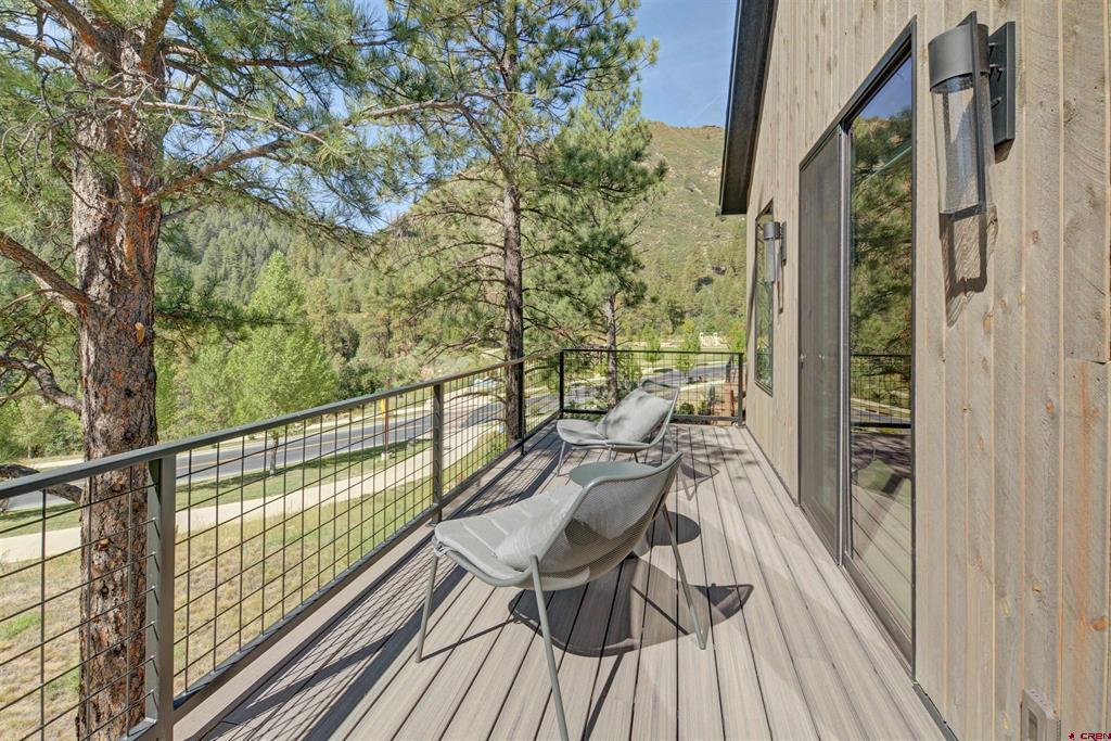 46 Larkspur Street Property Photo 21