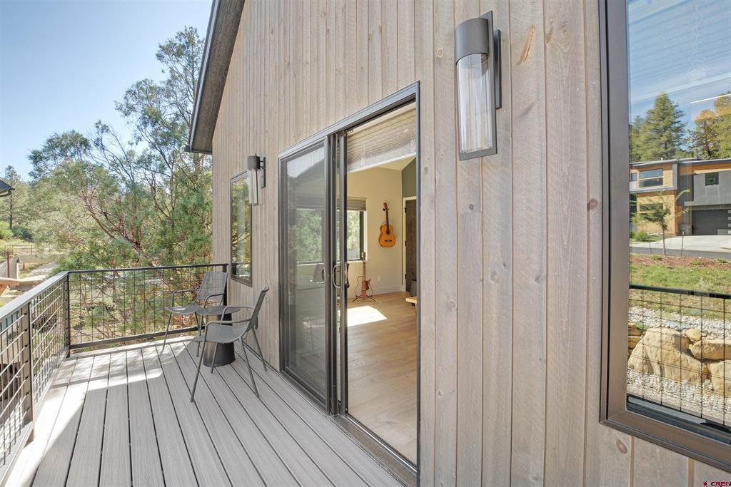 46 Larkspur Street Property Photo 33