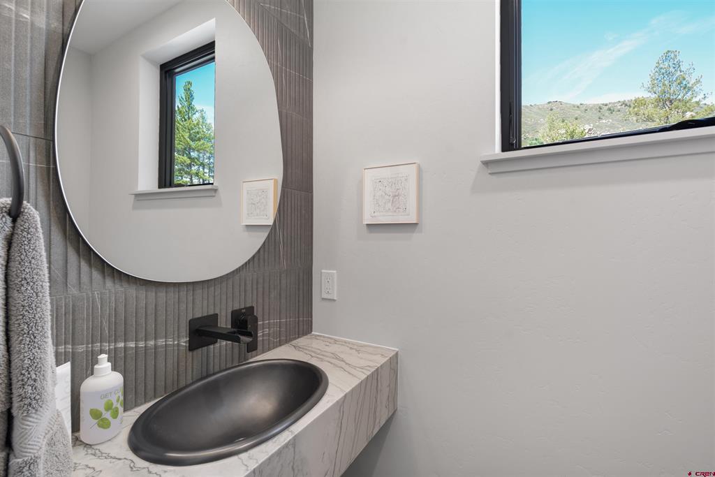 46 Larkspur Street Property Photo 35