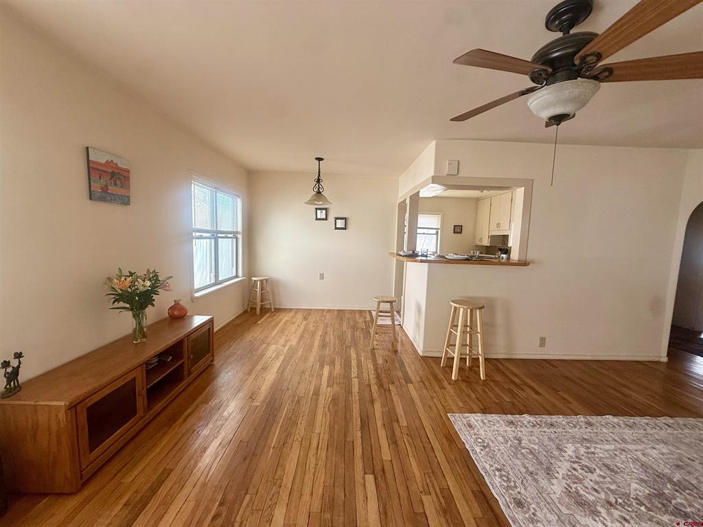211 W Coronado Avenue Property Photo 12