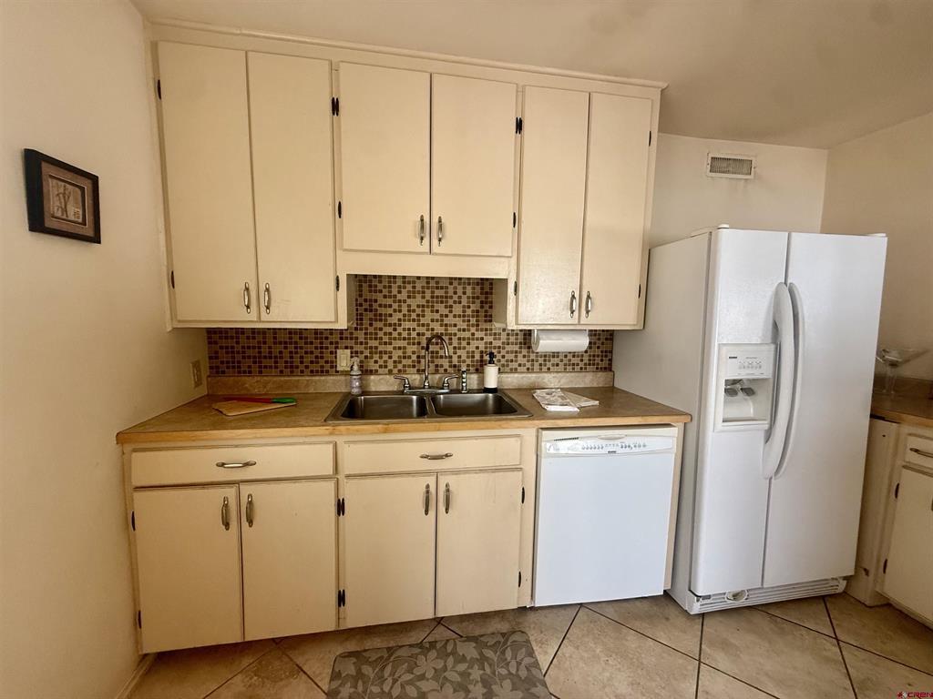 211 W Coronado Avenue Property Photo 15