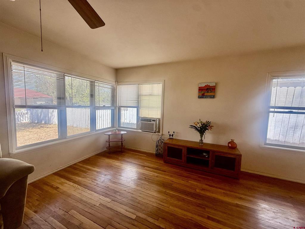 211 W Coronado Avenue Property Photo 20