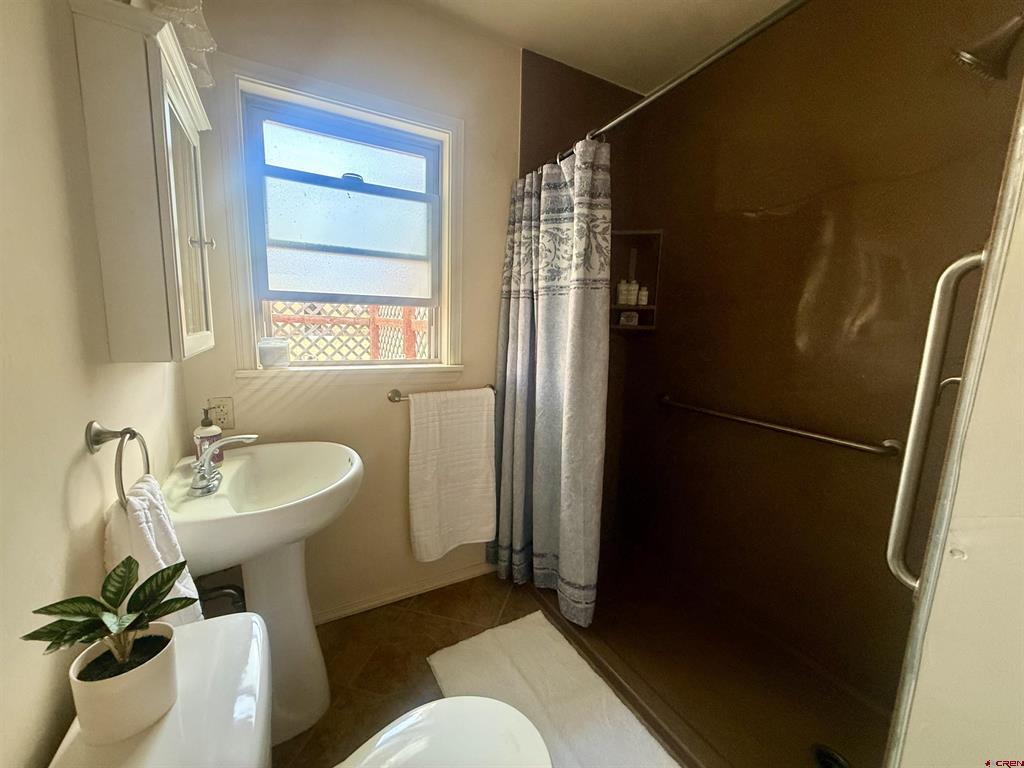 211 W Coronado Avenue Property Photo 26