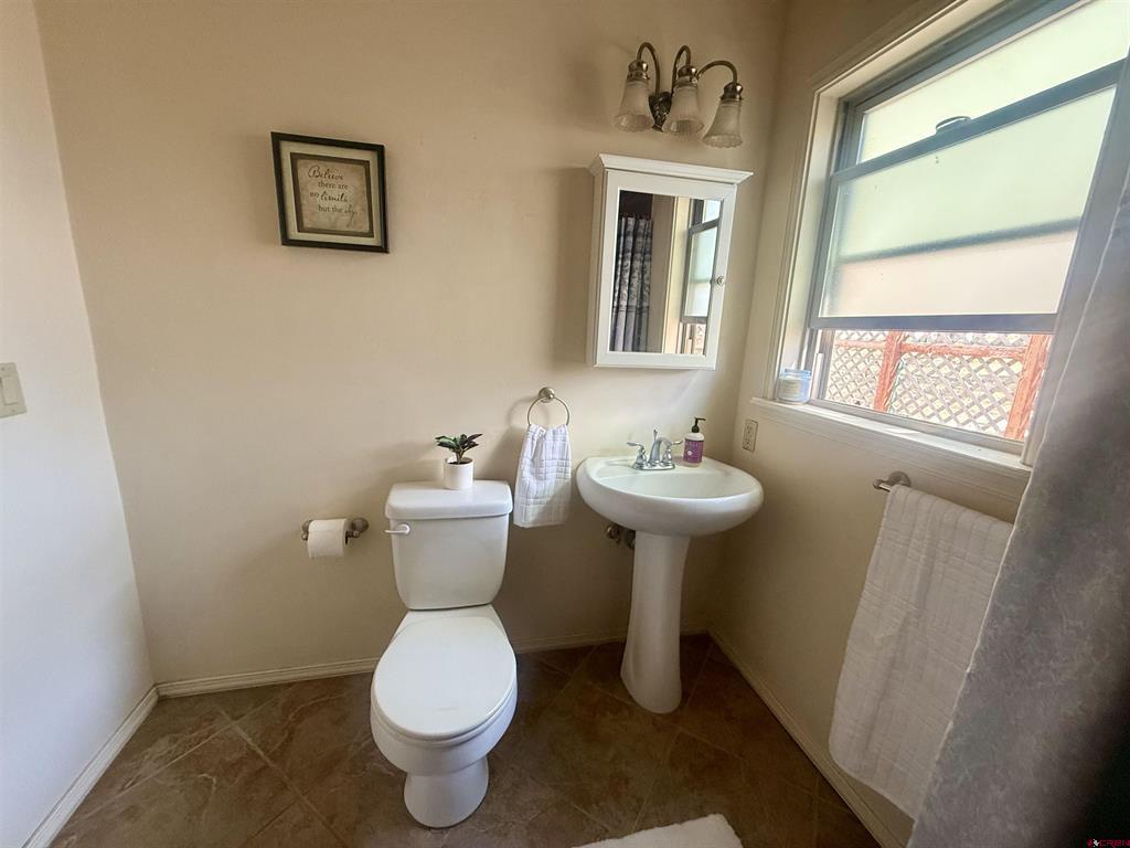 211 W Coronado Avenue Property Photo 27
