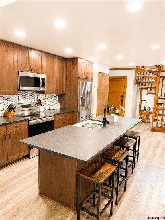 365 S Tamarron Property Photo 10