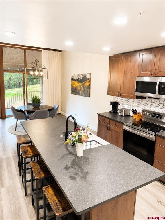 365 S Tamarron Property Photo 12