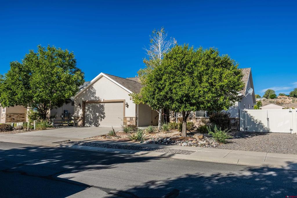 505 Alta Lakes Avenue Property Photo 4