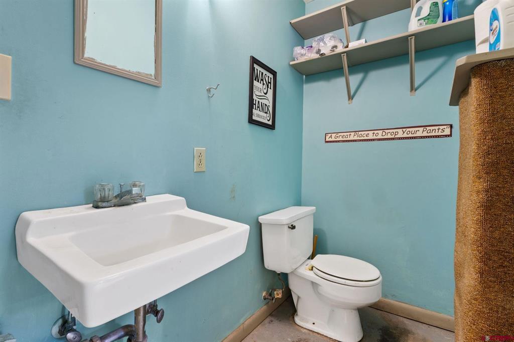 1445 Grand Ave Property Photo 14