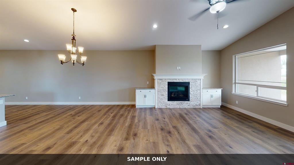 1156 Maroon Court Property Photo 10