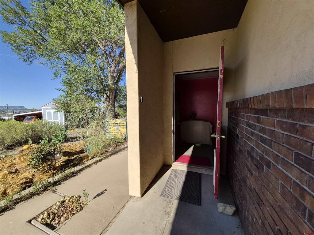 1345 S Broadway Property Photo 11