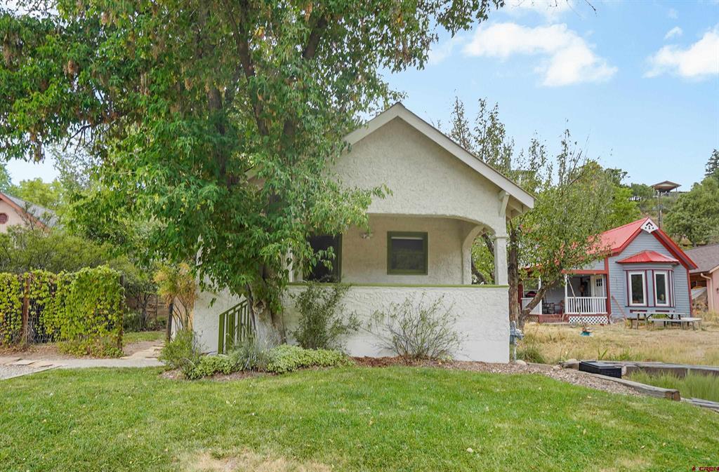 1463 W 3rd Avenue Property Photo 1
