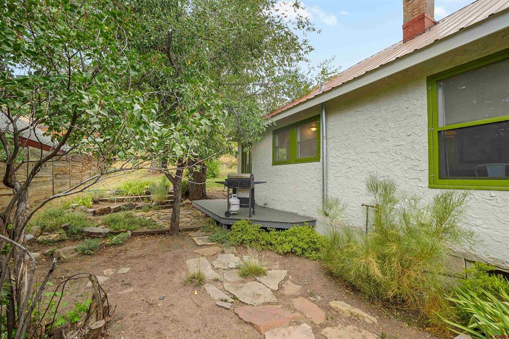1463 W 3rd Avenue Property Photo 5