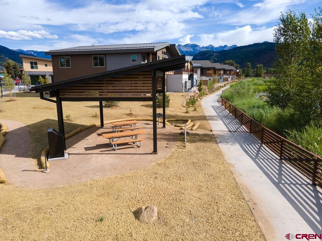 154 Alpine Loop Property Photo 11