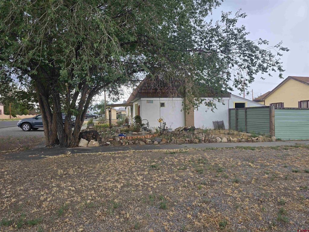 747 N Ute Avenue Property Photo 18