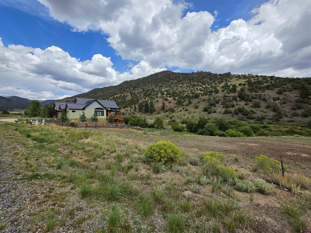 32 N Alder Creek Lane Property Photo 3
