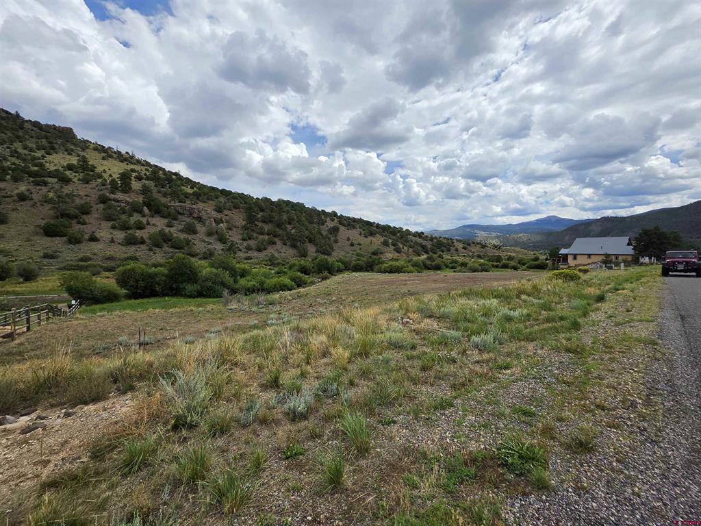 32 N Alder Creek Lane Property Photo 4
