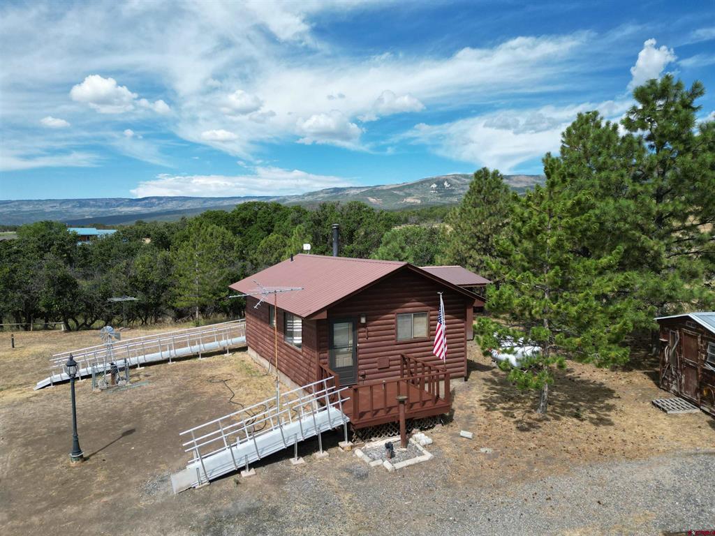 20495 2300 Road Property Photo 3