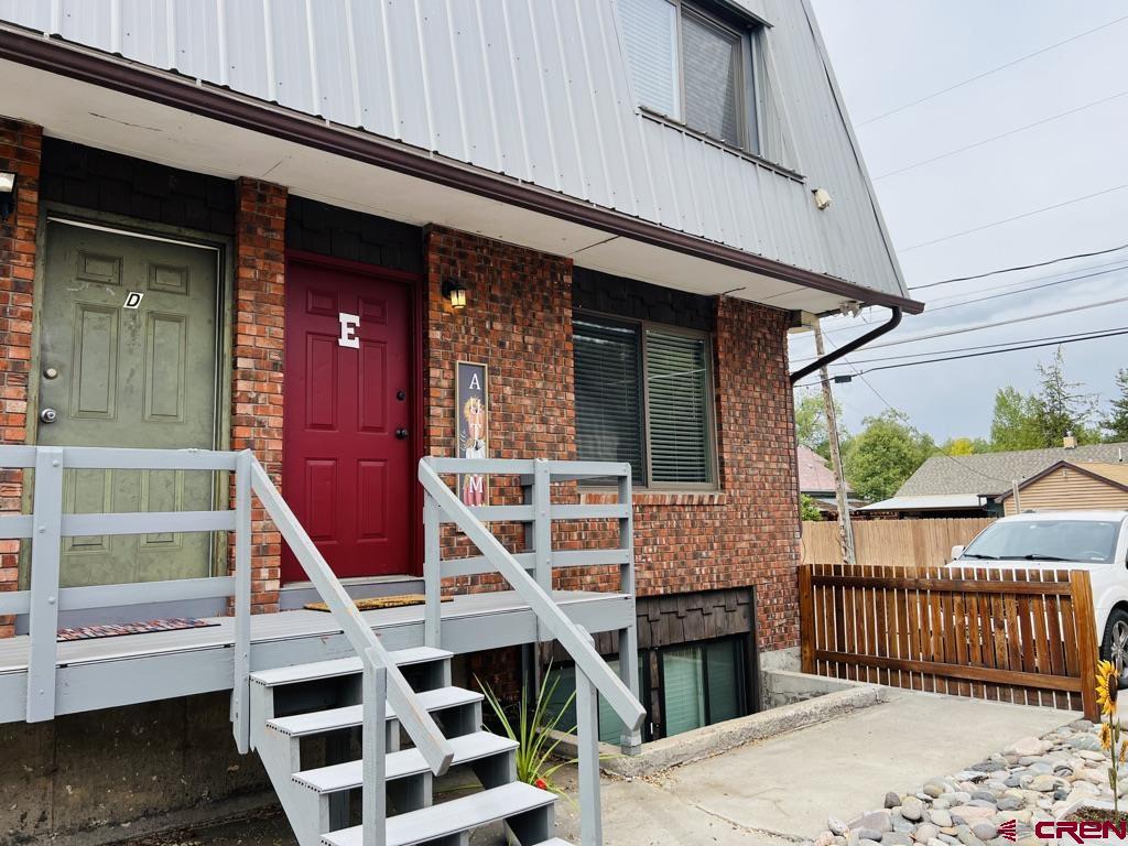 1109 S 5th Street Property Photo 1
