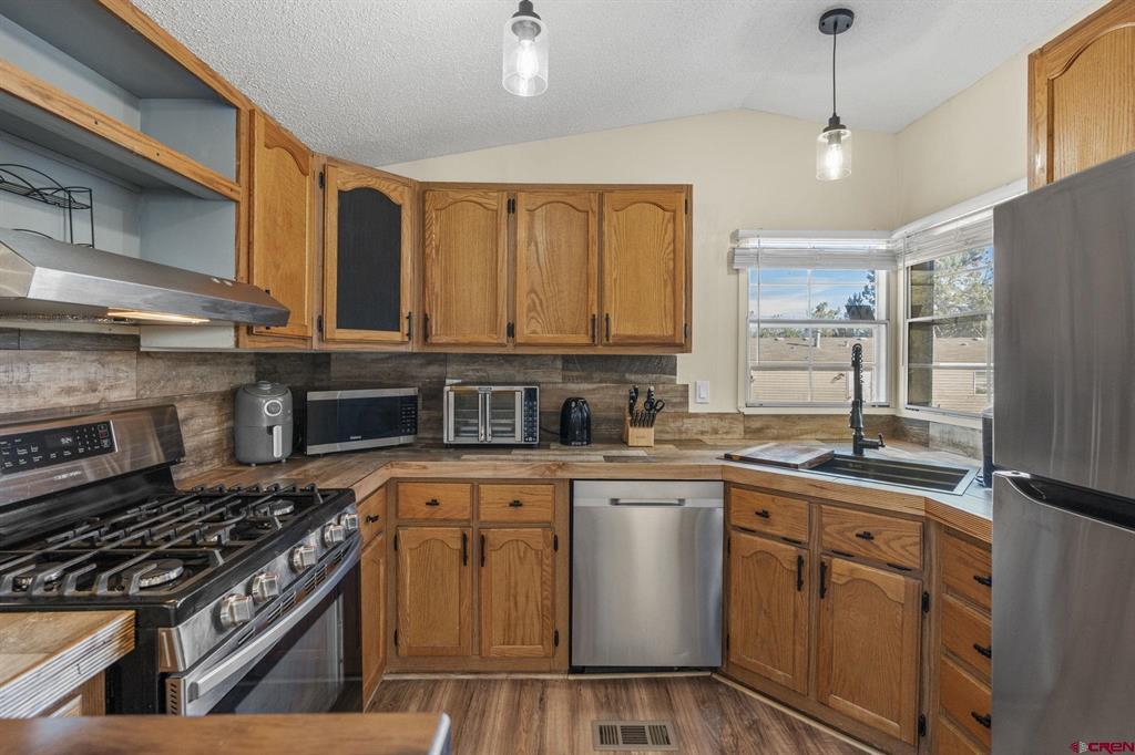 34344 Highway 160 Property Photo 2
