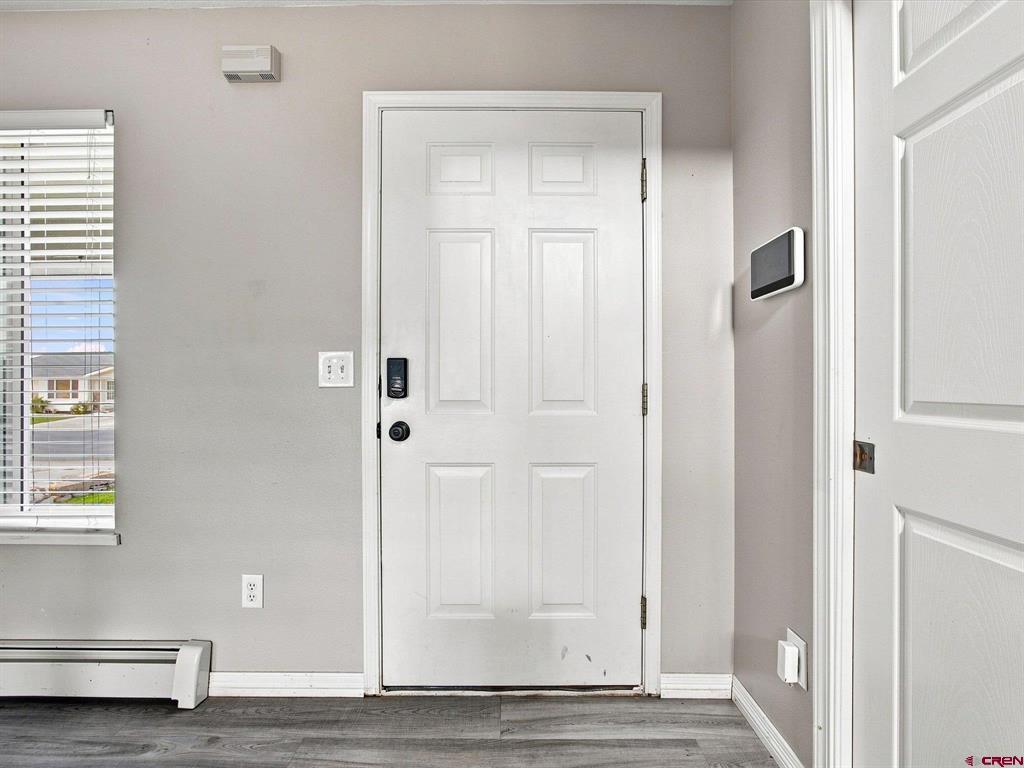 2046 Princeton Way Property Photo 3