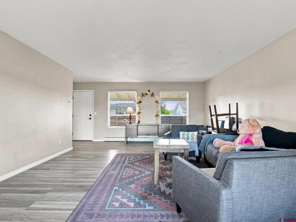 2046 Princeton Way Property Photo 4